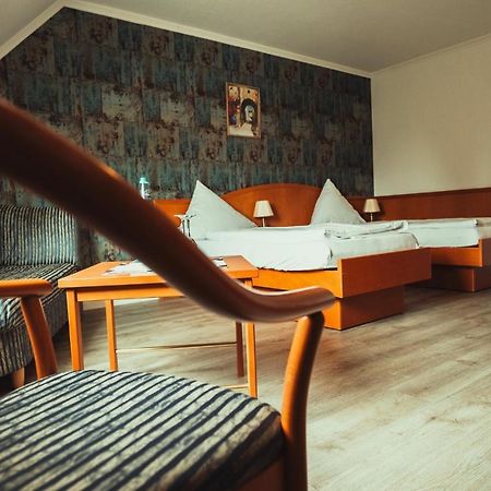 Schlosspark-Hotel Hof Von Oldenburg ราสเทเดอ ภายนอก รูปภาพ